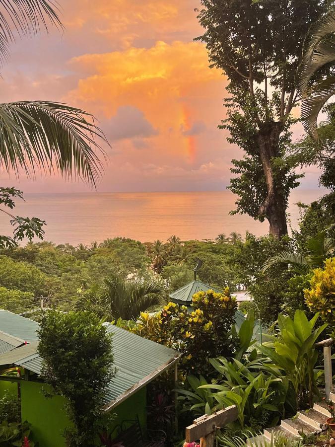 The Chorotega Hotel, Montezuma モンテスマ エクステリア 写真