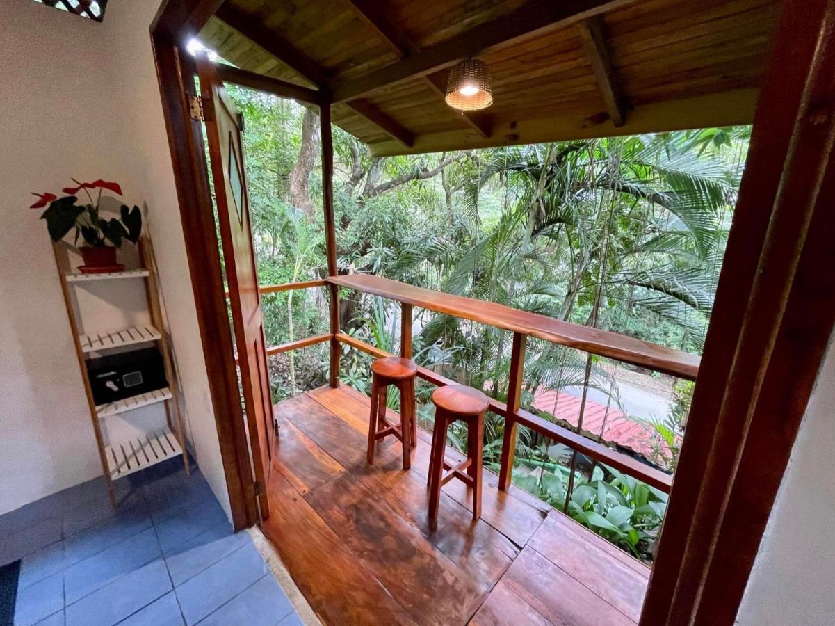 The Chorotega Hotel, Montezuma モンテスマ エクステリア 写真
