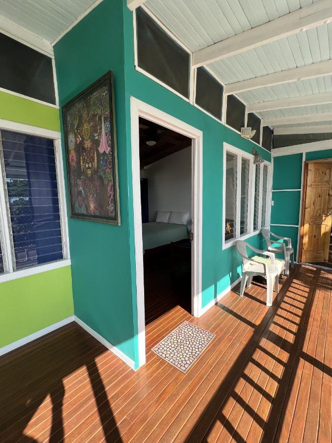 The Chorotega Hotel, Montezuma モンテスマ エクステリア 写真