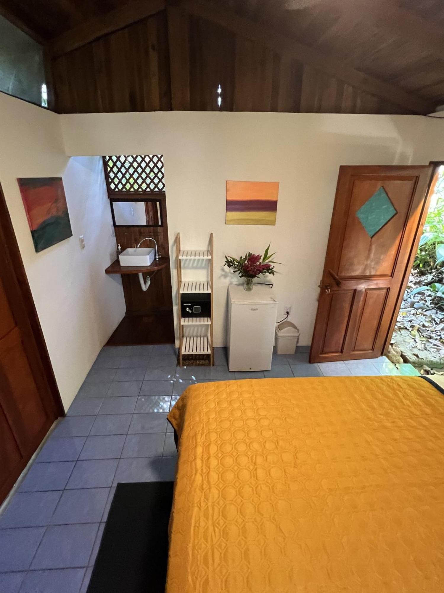The Chorotega Hotel, Montezuma モンテスマ エクステリア 写真