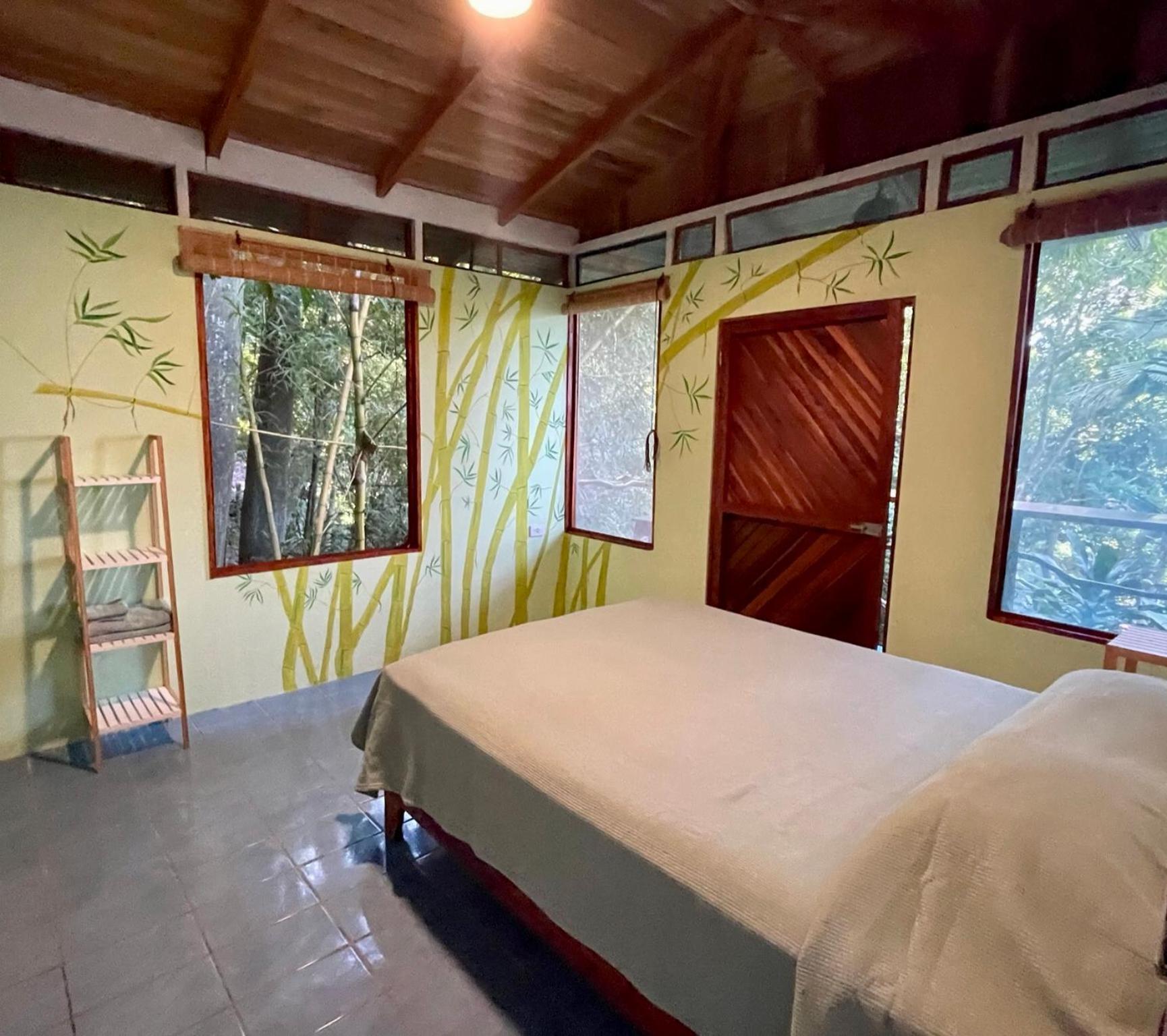 The Chorotega Hotel, Montezuma モンテスマ エクステリア 写真
